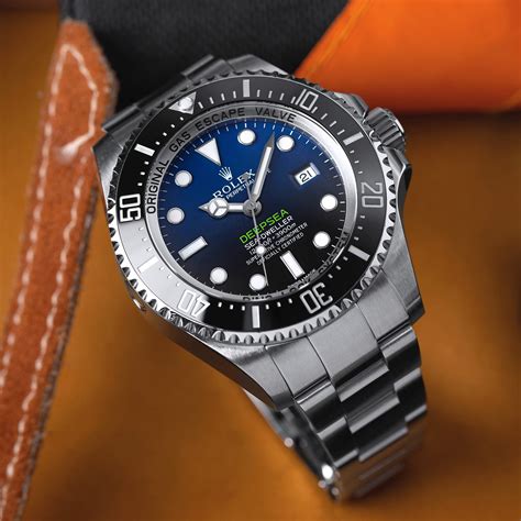 rolex sea dweller weight.